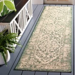 Courtyard CY6231 Power Loomed Indoor/Outdoor Area Rug - Safavieh