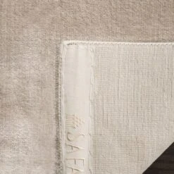 Gregory Solid Area Rug - Safavieh -My home decor GUEST 152e697e 7e5f 4c07 9363 455ab75d8aa6