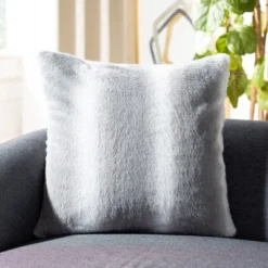 Mercia Pillow - Grey/White - 20" X 20" - Safavieh