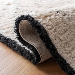 Rosalina Rug Ivory/Black - Safavieh 11 Rosalina Rug Ivory/Black - Safavieh -My home decor GUEST 312e719f 98ca 4615 bb4b 117d12d4a15d