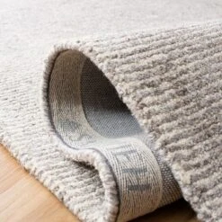 Himalaya HIM153 Hand Tufted Area Rug - Safavieh -My home decor GUEST 347f1c20 565a 49a8 9801 907bd1e20c79