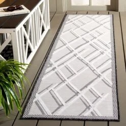 Cabana CBN416 Power Loomed UV Resistant Indoor/Outdoor Rugs - Safavieh