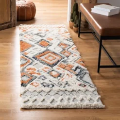 Casablanca CSB618 Hand Tufted Moroccan Shag Area Rug - Safavieh