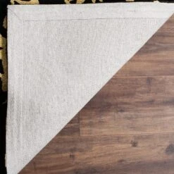 Bergen Rug - Safavieh -My home decor GUEST 4c041338 4c7c 4897 b739 62319c31a79c