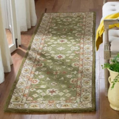 2'3"x8' Floral Tufted Runner Rug Moss Green/Ivory - Safavieh -My home decor GUEST 5443471b e743 4f84 9ad0 84e14fe41c4d