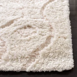 Tisha Shapes Loomed Rug - Safavieh