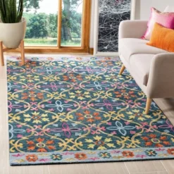Kaitlyn Shapes Hooked Rug - Safavieh -My home decor GUEST 627cdb30 65de 4363 8cdb 20b65fe7e60b