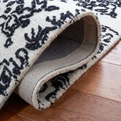 Metro MET993 Hand Tufted Area Rug - Safavieh -My home decor GUEST 636d6b82 41cb 4898 9f7f 055ecbc85b1c