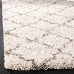 Hudson Shag SGH282 Power Loomed Area Rug - Safavieh