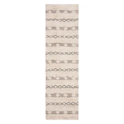 Ashlee Geometric Design Woven Rug - Safavieh -My home decor GUEST 7f8a1267 d999 41e6 9e3b d43ccfdbc661