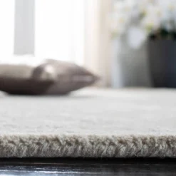 Kelley Damask Tufted Area Rug - Safavieh -My home decor GUEST 90c8b15f 74cf 43b4 a2ba 919b9c25827b