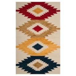 Holden Geometric Design Area Rug - Safavieh -My home decor GUEST 91d06ba8 fa54 4875 8af7 80d2ca955981