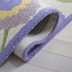 Safavieh Kids SFK355 Hand Tufted Area Rug - Safavieh -My home decor GUEST 9b200d1d 1f69 4256 a4bd 84b7e59c5191