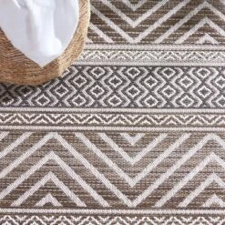 Havana HAV325 Power Loomed Indoor/Outdoor Area Rug - Safavieh -My home decor GUEST ad950349 5122 4252 83ff 8a0eeab7bf11