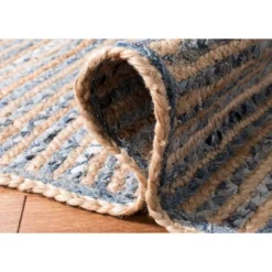 Hudson Stripe Area Rug Natural/Blue - Safavieh -My home decor GUEST b3962f6f d10a 4c4b 866a ec7b55270ce8
