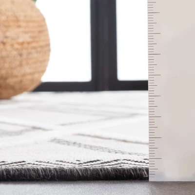 Cabana CBN416 Power Loomed UV Resistant Indoor/Outdoor Rugs - Safavieh 4 Cabana CBN416 Power Loomed UV Resistant Indoor/Outdoor Rugs - Safavieh - Image 4