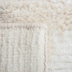 Casablanca CSB541 Hand Knotted Area Rug - Safavieh -My home decor GUEST c8bc3336 e3a0 44d4 aac5 936fea1ab741