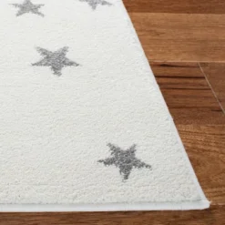 Carousel Kids CRK135 Power Loomed Area Rug - Safavieh