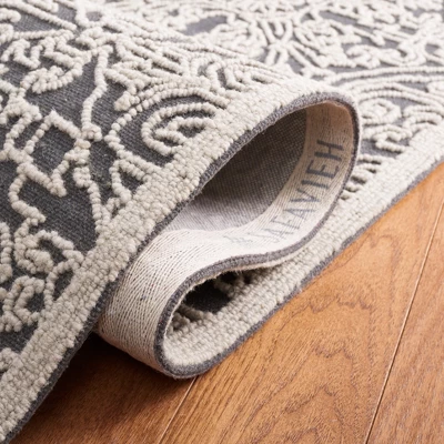 Trace TRC101 Hand Tufted Area Rug - Safavieh 3 Trace TRC101 Hand Tufted Area Rug - Safavieh - Image 3