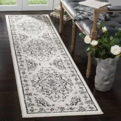Reagan Loomed Rug - Safavieh -My home decor GUEST ee474dba b09a 4a26 9c2a b4d354e6f093