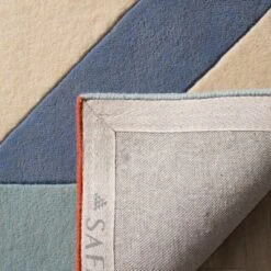 4'x6' Ivory Geometric Tufted Accent Rug - Safavieh -My home decor GUEST ef4f99da a6e9 4a57 9ed8 2f17454c6e4d