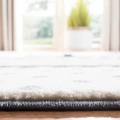 Carousel Kids CRK124 Area Rug - Safavieh -My home decor GUEST f34640f9 ab56 43f2 ada0 9deaf8fe79e4