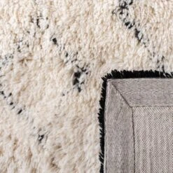 Rosalina Rug Ivory/Black - Safavieh 12 Rosalina Rug Ivory/Black - Safavieh -My home decor GUEST f850f197 6264 4f50 8725 b58a0471fa37