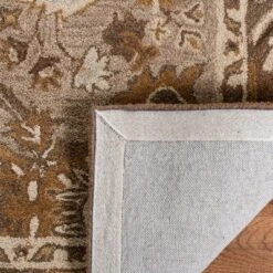 Anatolia AN558 Hand Tufted Traditional Area Rug - Safavieh -My home decor GUEST fbb2b205 5456 4621 9ed6 f6a8b97b2d82