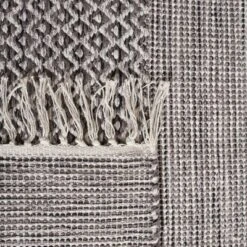 Montauk MTK330 Hand Woven Indoor Rugs - Safavieh -My home decor GUEST fdbff478 b152 4436 bc9d b04e7cf9c90d